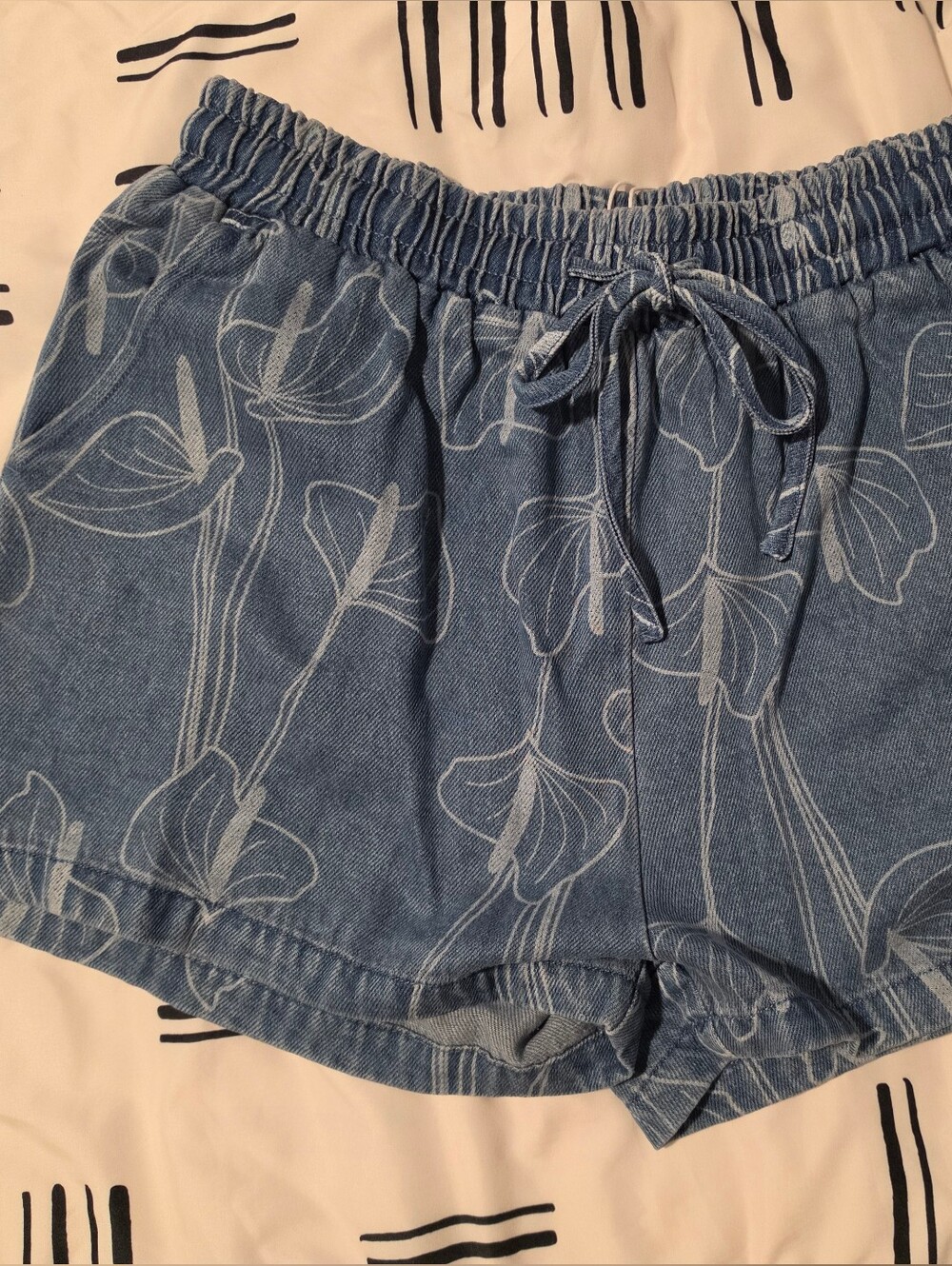 Fighting Eel Shorts Makana